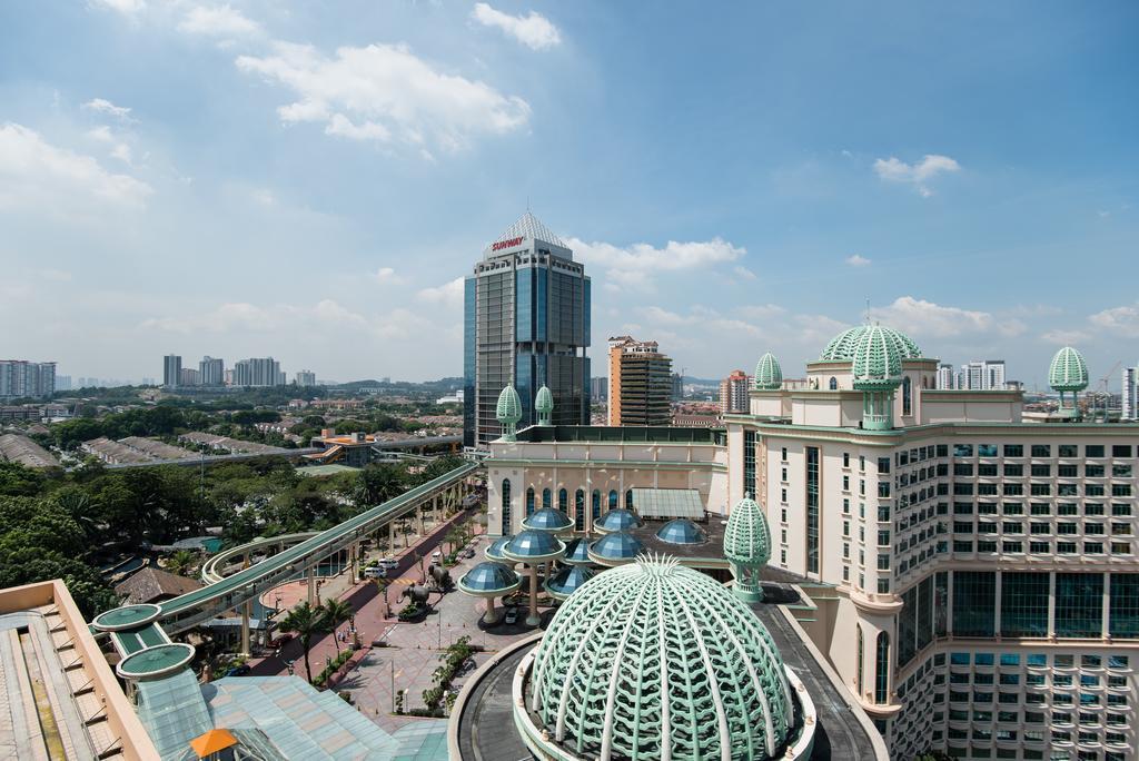 New Town Resort Suites At Pyramid Tower Subang Jaya Luaran gambar
